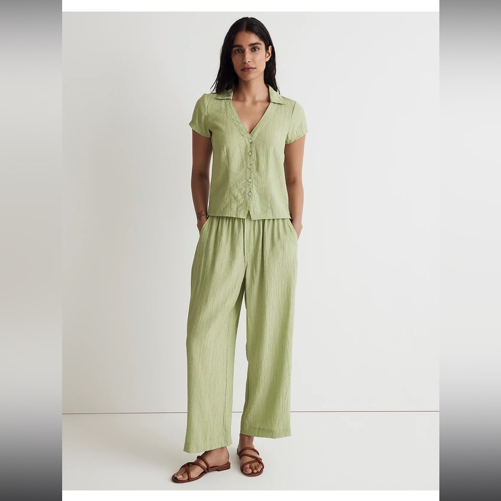 Madewell Notched Button-Up Top & Crinkled Crepe Straight-Leg Crop Pants set